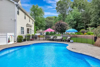 2835 N Wading River Road, Wading River, NY 11792 - Photo 39