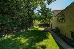 8 Salisbury Dr N, East Northport, NY 11731 - Photo 27