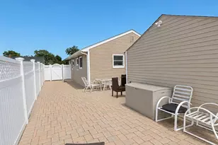 2426 Freeport St, Wantagh, NY 11793 - Photo 13