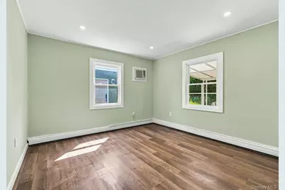 26 Birch Lane, Levittown, NY 11756 - Photo 9