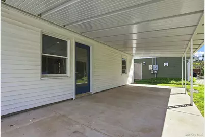 26 Birch Lane, Levittown, NY 11756 - Photo 21