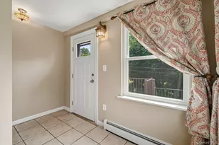 39 Buckberg Mountain Rd, Tomkins Cove, NY 10986 - Photo 11
