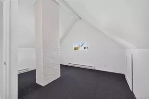 17 Berry Ln, Hicksville, NY 11801 - Photo 25