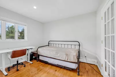 1055 Jefferson Street, Baldwin, NY 11510 - Photo 9