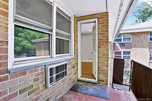 221 Kearsing Pkwy, Monsey, NY 10952 - Photo 19