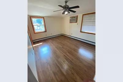 239-30 87th Avenue, Bellerose, NY 11426 - Photo 5