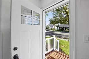 843 Jerusalem Ave, Merrick, NY 11566 - Photo 3