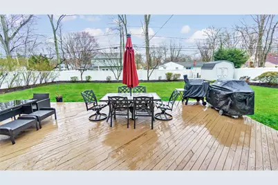 33 Spencer Lane, Stony Brook, NY 11790 - Photo 11
