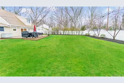 33 Spencer Lane, Stony Brook, NY 11790 - Photo 9