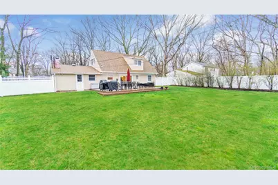 33 Spencer Lane, Stony Brook, NY 11790 - Photo 7