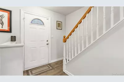 33 Spencer Lane, Stony Brook, NY 11790 - Photo 13