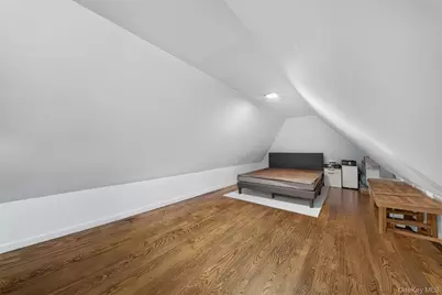 10238 85th Road, Richmond Hill, NY 11418 - Photo 11