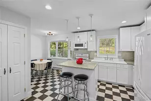 18 Beaver Ln W, Westhampton, NY 11977 - Photo 15