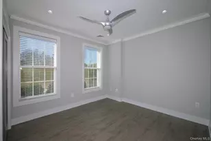 88102 Circle Dr, Central Islip, NY 11722 - Photo 7