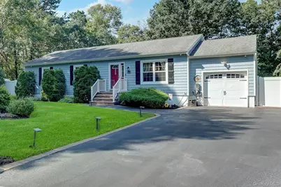 268 Chestnut Street, Port Jefferson Station, NY 11776 - Photo 3