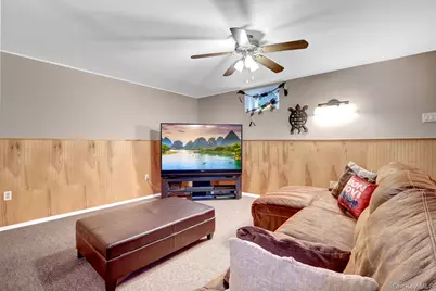 268 Chestnut Street, Port Jefferson Station, NY 11776 - Photo 27