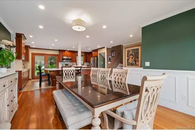 84 Cedar Drive, Farmingdale, NY 11735 - Photo 5