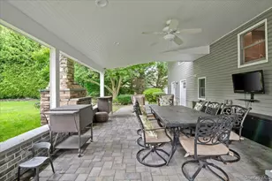 84 Cedar Dr, Farmingdale, NY 11735 - Photo 35