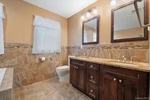 84 Cedar Dr, Farmingdale, NY 11735 - Photo 23