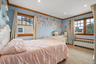 84 Cedar Dr, Farmingdale, NY 11735 - Photo 17