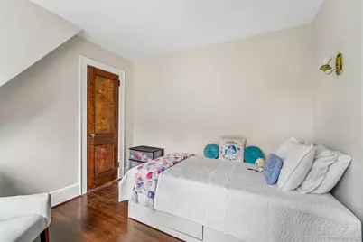 7 Parkview Court, White Plains, NY 10603 - Photo 21