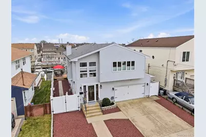 251 Arthur Street, Freeport, NY 11520 - Photo 19