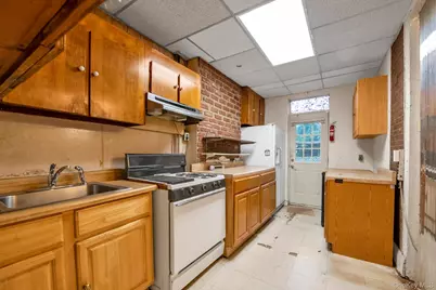 233 Sheridan Avenue, Brooklyn, NY 11208 - Photo 5