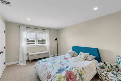 18 Briarcliff Place, Huntington, NY 11743 - Photo 17