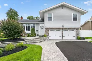 10 Fair Ln, Jericho, NY 11753 - Photo 5