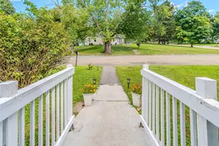 7 Fleetwood Dr, Newburgh, NY 12550 - Photo 9