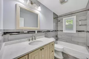 226 Princess St, Hicksville, NY 11801 - Photo 11
