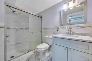 226 Princess St, Hicksville, NY 11801 - Photo 13