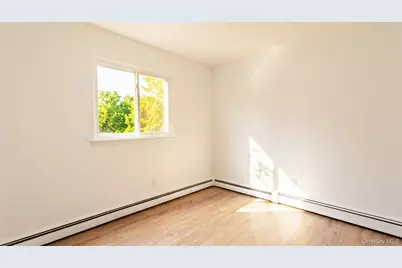 215 Parkside Avenue, Miller Place, NY 11764 - Photo 17