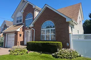126 Washington Ave, Roosevelt, NY 11575 - Photo 3