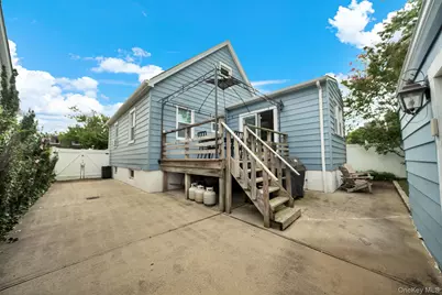 19 Westmoreland Road, Merrick, NY 11566 - Photo 23