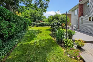 1727 Roberta Ln, Merrick, NY 11566 - Photo 3
