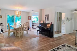 1727 Roberta Ln, Merrick, NY 11566 - Photo 9
