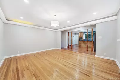 634 Leonard Avenue, Uniondale, NY 11553 - Photo 5