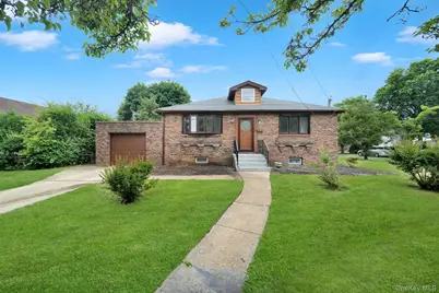 634 Leonard Avenue, Uniondale, NY 11553 - Photo 1