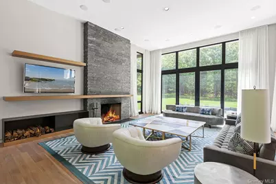 32 Neck Path, East Hampton, NY 11937 - Photo 3