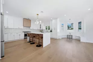 9 Vista Ln, Levittown, NY 11756 - Photo 15