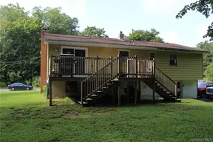 230 Roosevelt Rd, Hyde Park, NY 12538 - Photo 7