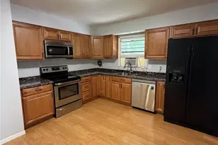 230 Roosevelt Rd, Hyde Park, NY 12538 - Photo 15
