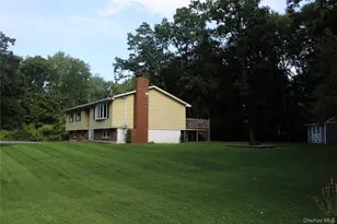 230 Roosevelt Rd, Hyde Park, NY 12538 - Photo 3