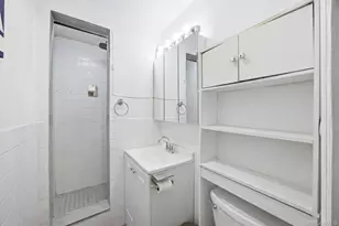 32-23 41st St, Astoria, NY 11103 - Photo 3