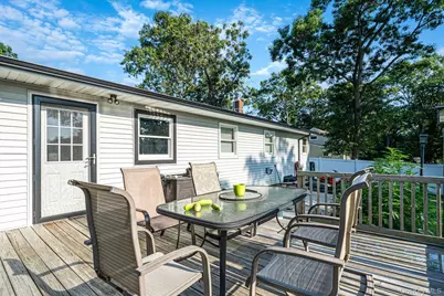 40 Avenue A, Holbrook, NY 11741 - Photo 19