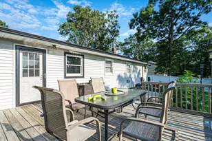 40 Avenue A, Holbrook, NY 11741 - Photo 19