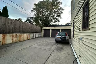 73-58 71st St, Glendale, NY 11385 - Photo 35