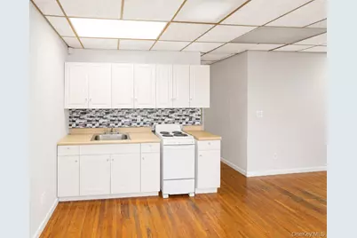 6419 Myrtle Avenue, Ridgewood, NY 11385 - Photo 17
