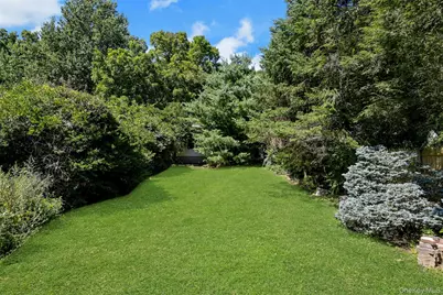 22 Larch Dr Larch Drive, Mahopac, NY 10541 - Photo 17